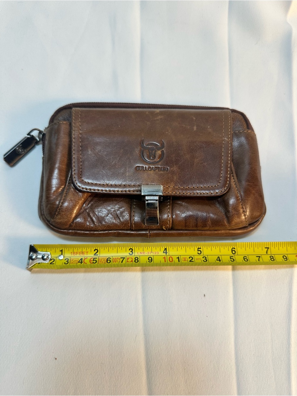 T571. Bullcaptain genuine leather waist pack - vintage